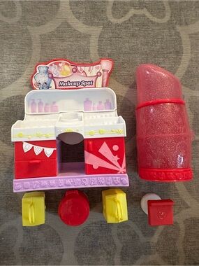 Shopkins Fashion Spree Makeup Spot Playset